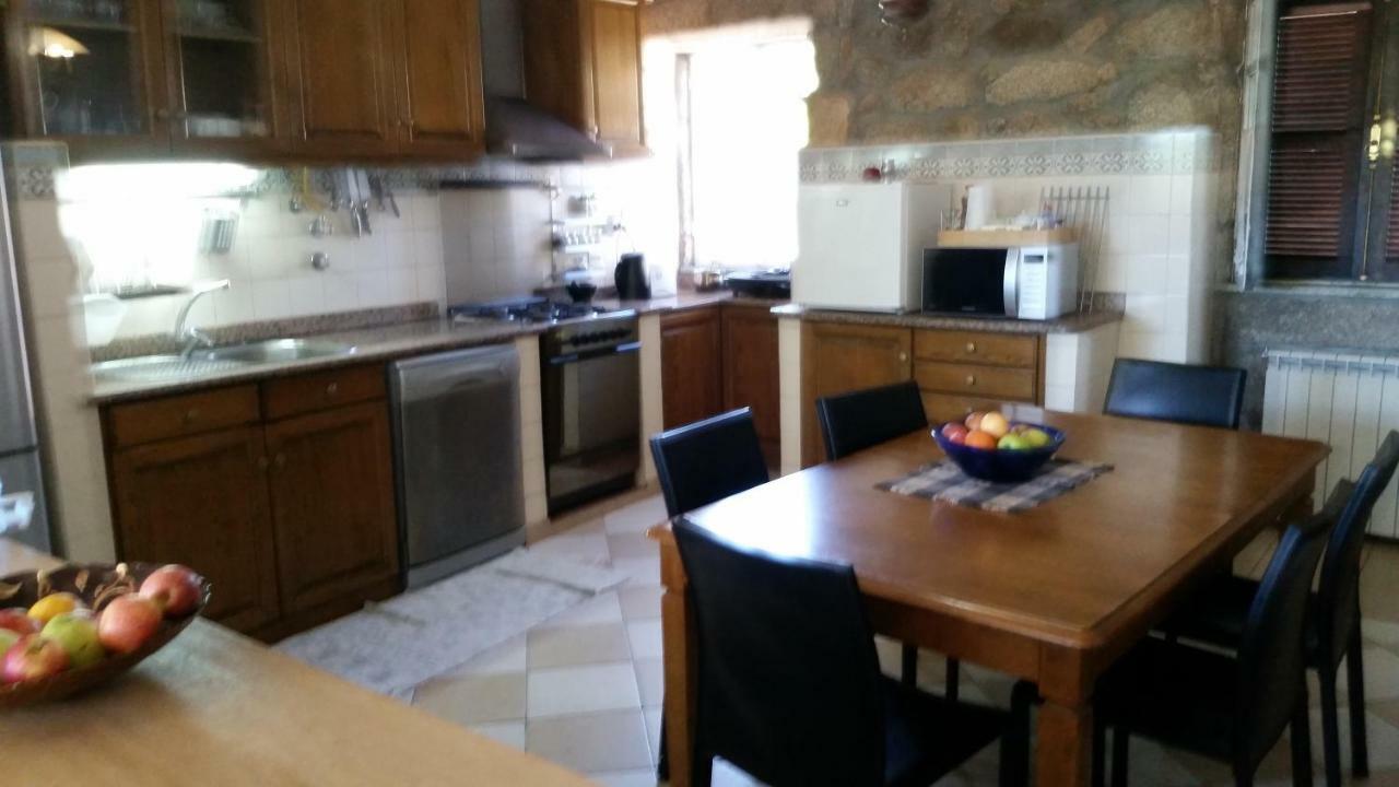 Nossa Casa Na Aldeia Apartment Vişeu Exterior foto